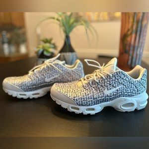 Nike Air Max Plus “Just Do It”, women’s size 11